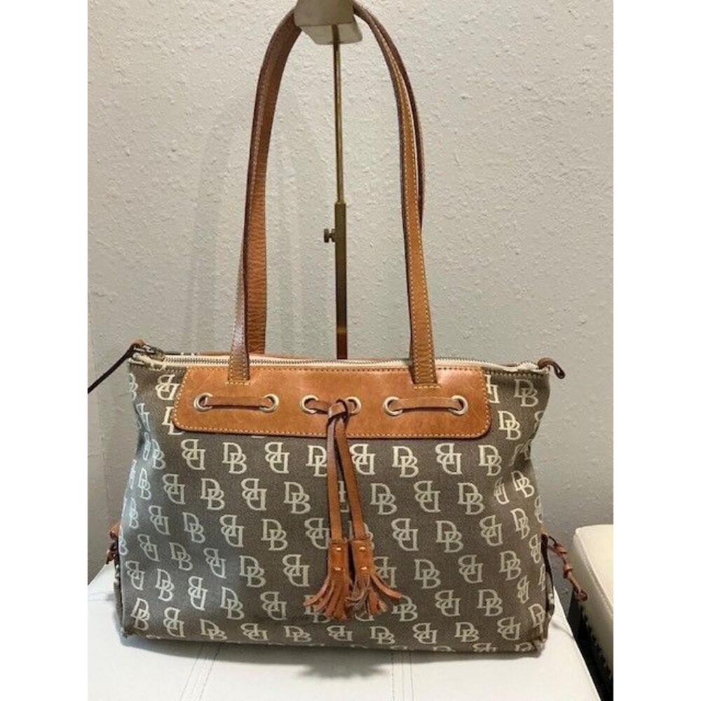 Dooney & Bourke Monogram Canvas HP74Q Tassel /Top Zip /Shoulder Bag Brown Leathr